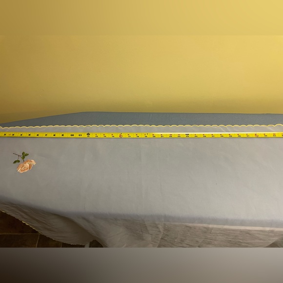Sheer Table Overlay - Picture 4 of 10